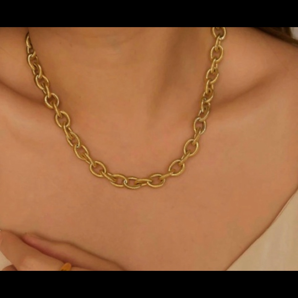 18k Gold Plated Neckline